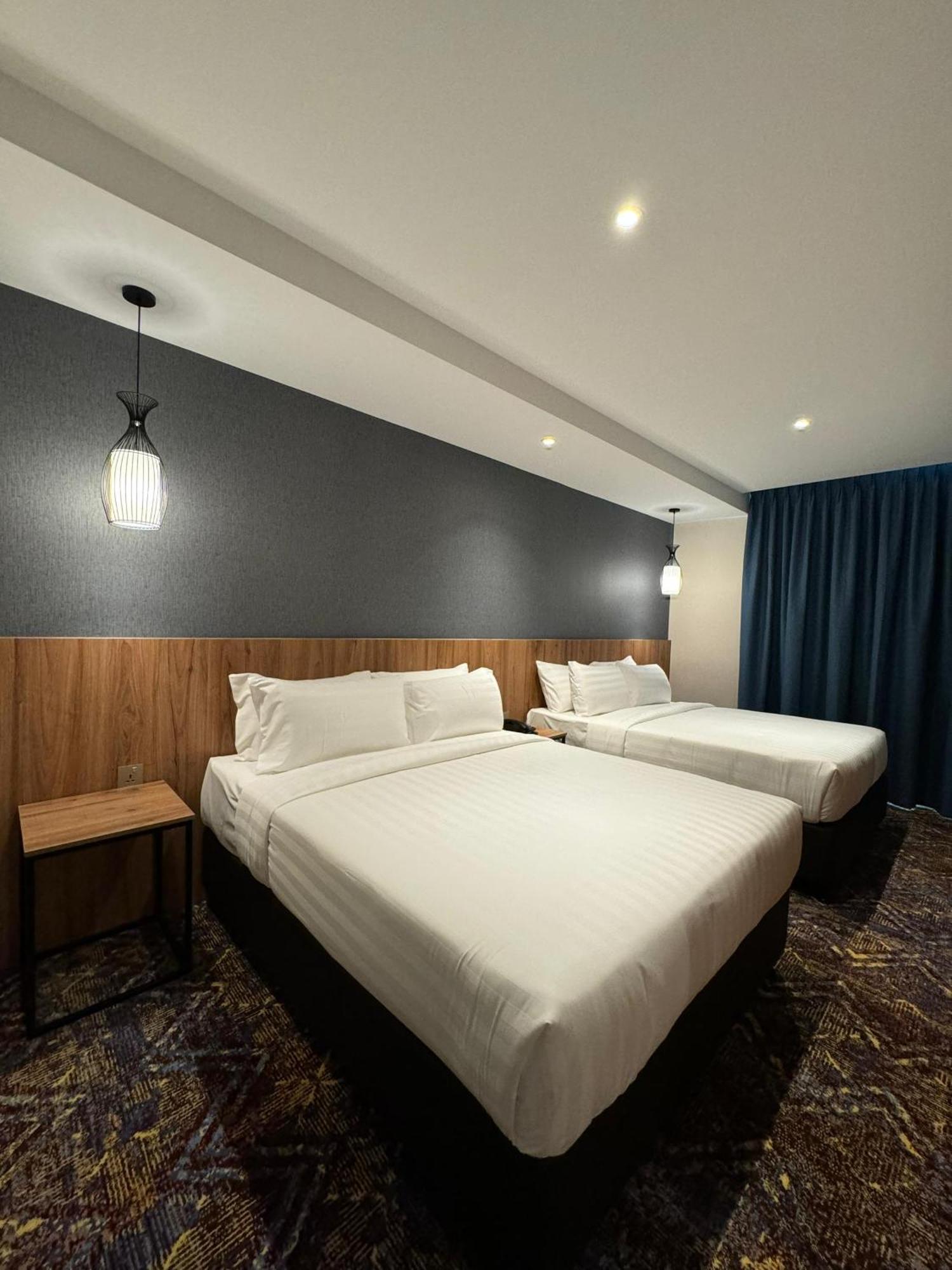 Le'Genda Hotel Kajang Exteriör bild