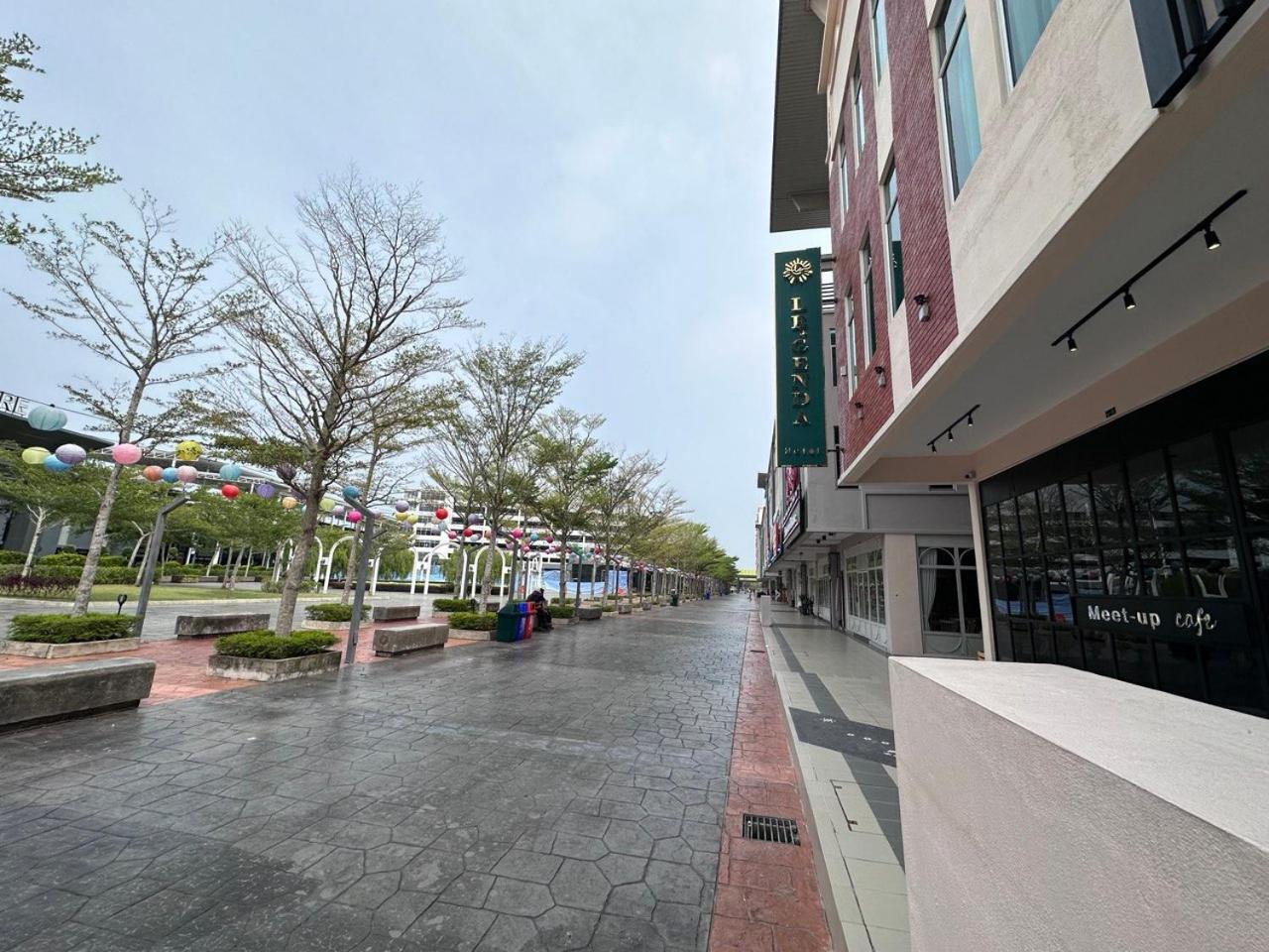 Le'Genda Hotel Kajang Exteriör bild