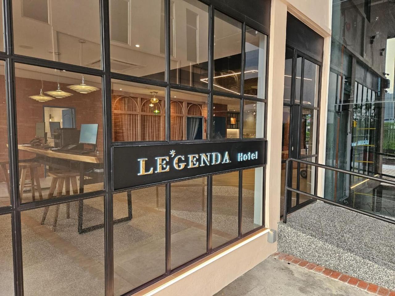 Le'Genda Hotel Kajang Exteriör bild